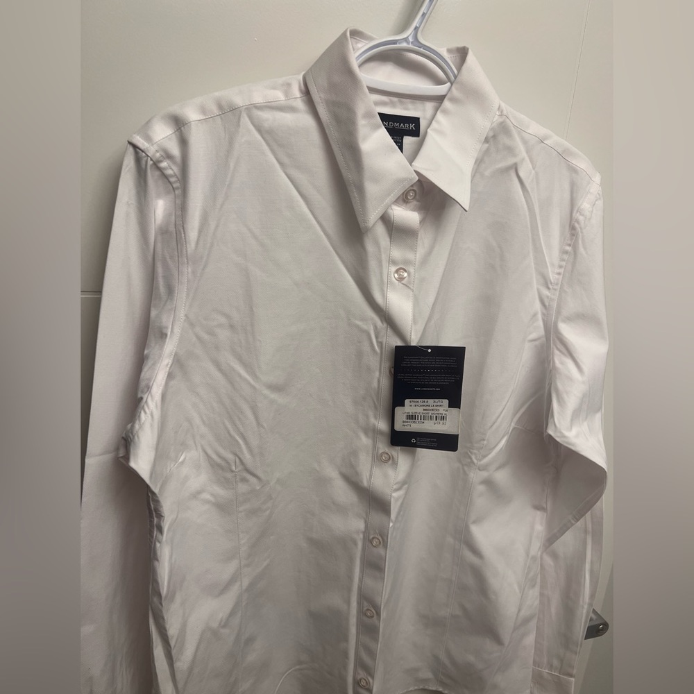 White dress shirt